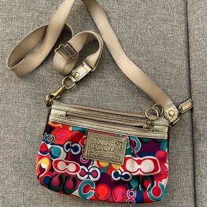 COACH Poppy Gold Purse